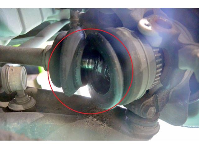スズキ セルボ 足廻り異音修理 リビルトドライブシャフト交換 スズキ セルボ 足廻り異音修理 リビルトドライブシャフト交換