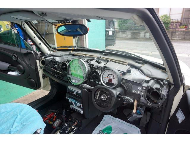 BMW　MINIクーパー　R56　エアコン風でない修理　ブロアモーター交換　松戸市
