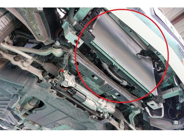 メルセデスベンツ　C200　W205　エアコン効かない修理　コンデンサー交換　松戸市