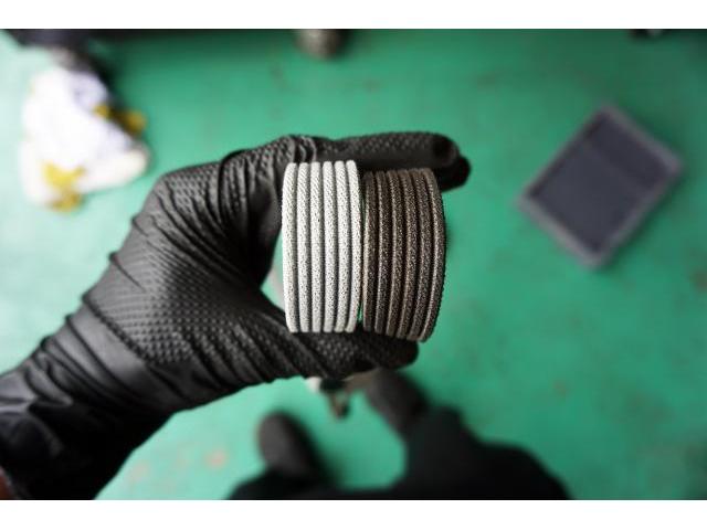 BMW MINIクーパー F55　バイブレーションダンパー、ファンベルト交換