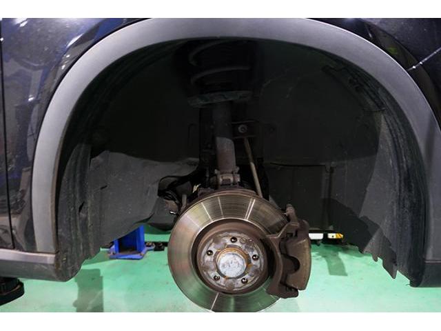 メルセデスベンツ GLA W156　ABS警告灯点灯 フロントスピードセンサー交換
