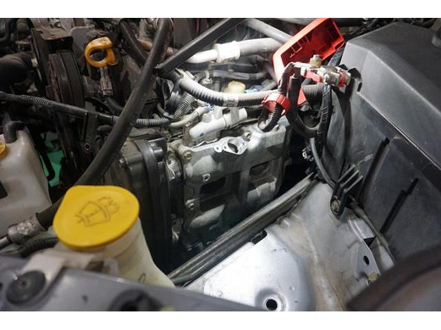 スバル レガシィ　オイル漏れ修理 タペットカバーパッキン・ステアリングラックリビルト交換