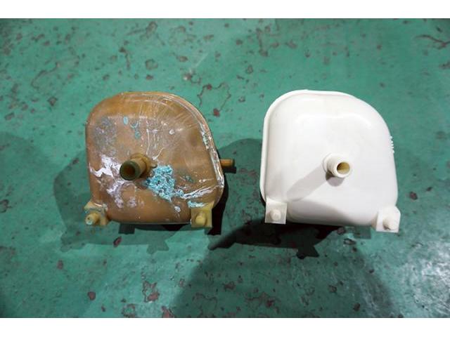 BMW MINIクーパーS R53　冷却水漏れ修理 電動ファン・エキスパンションタンク交換