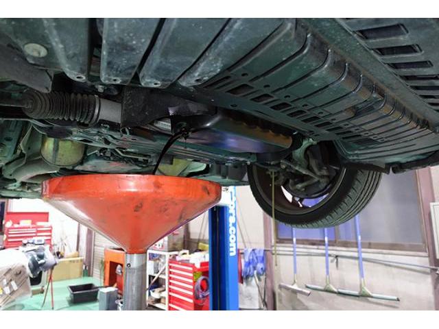 メルセデスベンツ S63AMG W221　ガソリン漏れ修理 フューエルキャップ交換 車検