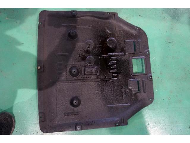 BMW MINI F56 クーパーS　オイル漏れ フィルターブラケット WPキャリア交換