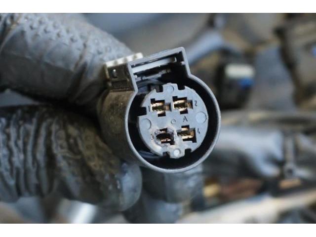 メルセデスベンツ W221 S550　エンジン不調 イグニッションコイル交換