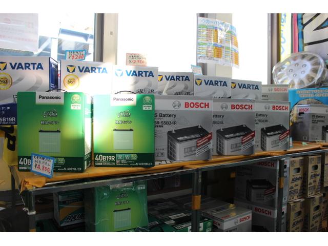 カーパーツも取り扱っております。