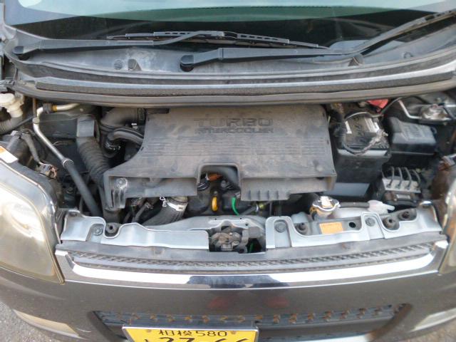 ダイハツ　Ｌ１７５Ｓ　ムーヴ　オイル、フィルター交換！修理、メンテナンス、不具合、故障、持ち込み、取付ならお任せ下さい。相模原市、愛川町、座間市、大和市、厚木市、綾瀬市、海老名市、町田市、代車無料、一日車検、鈑金塗装、天井張替