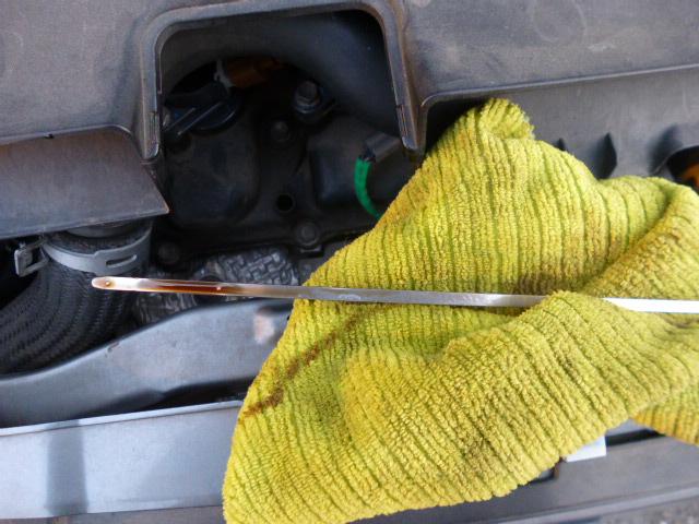 ダイハツ　Ｌ１７５Ｓ　ムーヴ　オイル、フィルター交換！修理、メンテナンス、不具合、故障、持ち込み、取付ならお任せ下さい。相模原市、愛川町、座間市、大和市、厚木市、綾瀬市、海老名市、町田市、代車無料、一日車検、鈑金塗装、天井張替