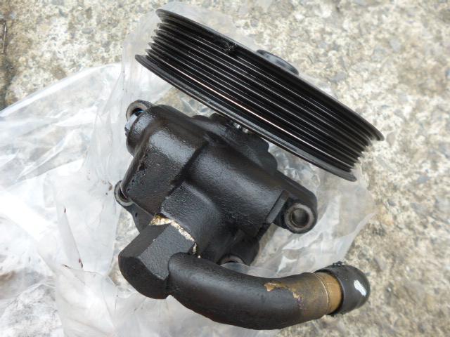 フォード　１ＬＮＶＨ９７　リンカーン　コンチネンタル　リビルト　パワステポンプ　交換　相模原市中央区！