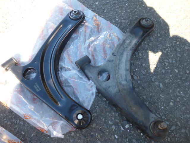 スズキ　ＤＡ６４Ｗ　エブリィワゴン　ロアアーム　ブレーキパッド　交換　相模原市南区！