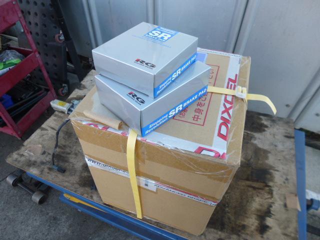 三菱　Ｖ９３Ｗ　パジェロ　持ち込み　ＦＲ　ブレーキパッド　ディスクローター　交換　神奈川　相模原市中央区！