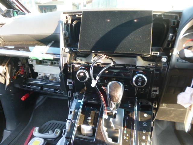 トヨタ　ＡＧＨ３０　アルファード　持ち込み　フロント　スピーカー　ツィーター　交換　取り付け　神奈川　相模原市中央区！