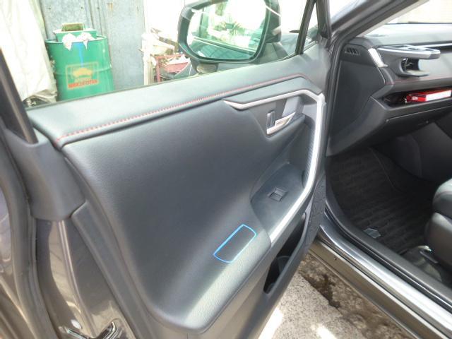 トヨタ　ＭＸＡＡ５４　ＲＡＶ４　持ち込み　ドアポケット　加工　取り付け　神奈川　横浜市神奈川区！