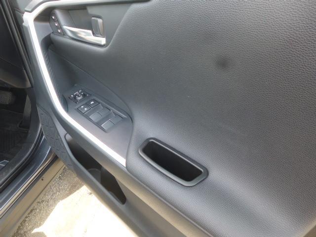 トヨタ　ＭＸＡＡ５４　ＲＡＶ４　持ち込み　ドアポケット　加工　取り付け　神奈川　横浜市神奈川区！