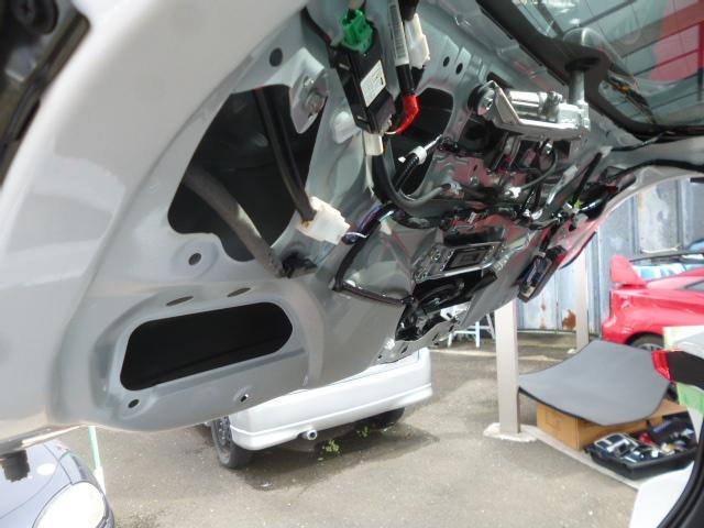 トヨタ MXUA80 ハリアー 持ち込み LEDファイバーテール ドライブレコーダー 取り付け 神奈川 横浜市旭区!