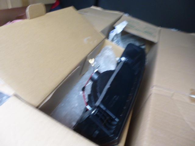 三菱 CV1W デリカD:5 持ち込み ELファイバー リアガーニッシュ 交換 取り付け 神奈川 座間市!