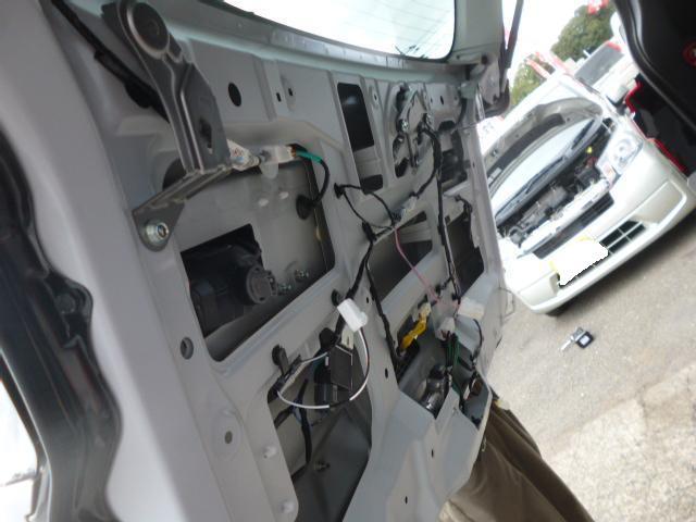 三菱 CV1W デリカD:5 持ち込み ELファイバー リアガーニッシュ 交換 取り付け 神奈川 座間市!