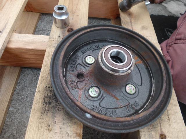 スバル　ＫＫ３　ヴィヴィオ　メンテナンス　走行　異音　点検　リア　ハブベアリング　交換　取り付け　神奈川　愛甲郡愛川町！