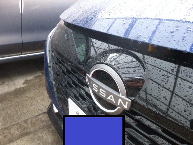 日産　ＦＥ１３　オーラ　アリア　純正　光るエンブレム　移植　加工　取り付け　神奈川　厚木市！