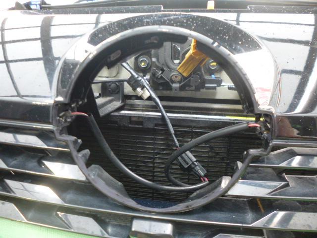 日産　ＦＥ１３　オーラ　アリア　純正　光るエンブレム　移植　加工　取り付け　神奈川　厚木市！