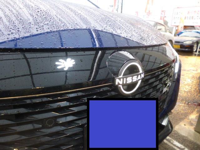 日産　ＦＥ１３　オーラ　アリア　純正　光るエンブレム　移植　加工　取り付け　神奈川　厚木市！