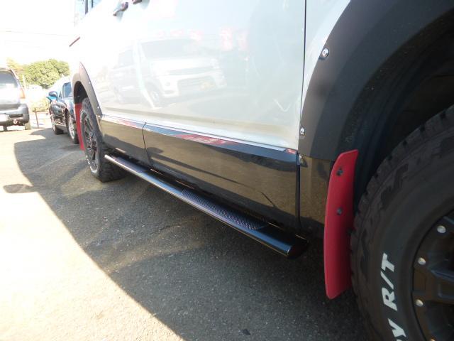 三菱　ＣＶ１Ｗ　デリカＤ：５　持ち込み　サイドステップ　取り付け　神奈川　海老名市！
