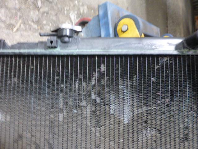 スズキ　ＴＤ０１Ｗ　エスクード　メンテナンス　クーラント漏れ　点検　ラジエーター本体　交換　取り付け　東京　町田市！