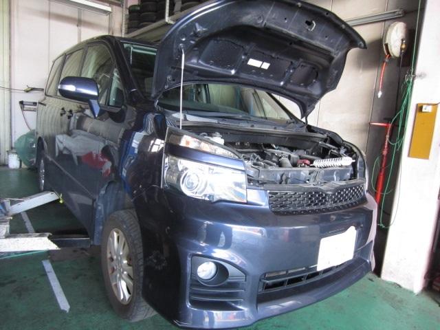 トヨタ　ヴォクシー　ノア　車検　ミニバンもお任せ下さい！！　千葉県市原市、辰巳台、ちはら台・千葉市、緑区、おゆみ野・木更津市・袖ヶ浦市・茂原市、他地域のお客様も大歓迎です！！