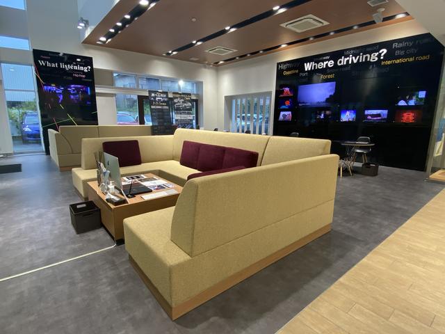 LIBERALA リベラーラ大阪店(2枚目)