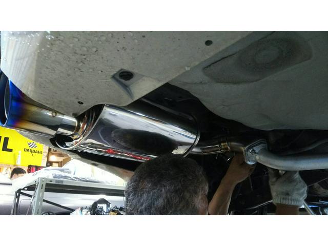 レガシィツーリングワゴン　持ち込み取り付け（マフラー　柿本リアピース左右交換）