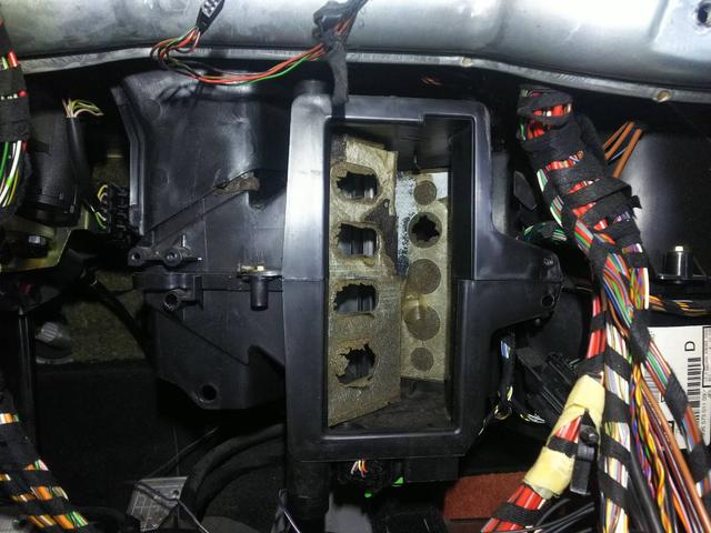 ポルシェ９８６　エアコン修理