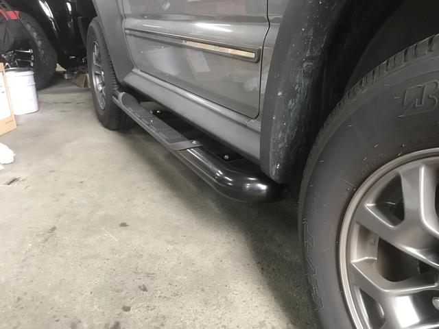 スズキ　ジムニー　JB74W　サイドステップ取り付け