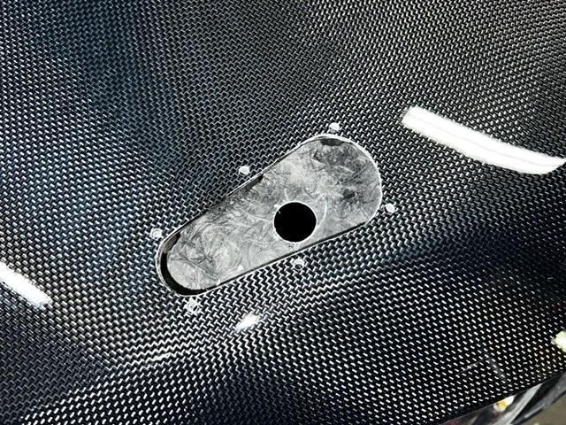 トヨタ　86　カーボンボンネット　GTウィング取付