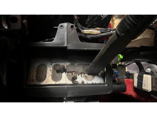 ポルシェ 911 ターボタルガ エアコン修理・スピーカー交換