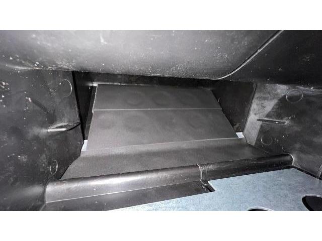 ポルシェ 911 ターボタルガ エアコン修理・スピーカー交換