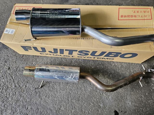 トヨタ　アルテッツア　マフラー交換