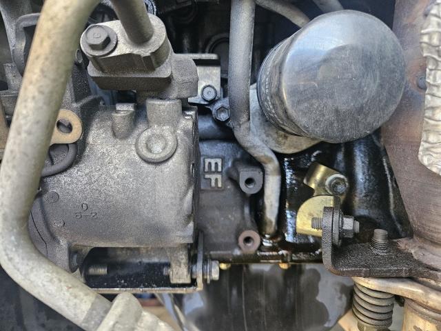 ダイハツ　ムーブ　オイル漏れ