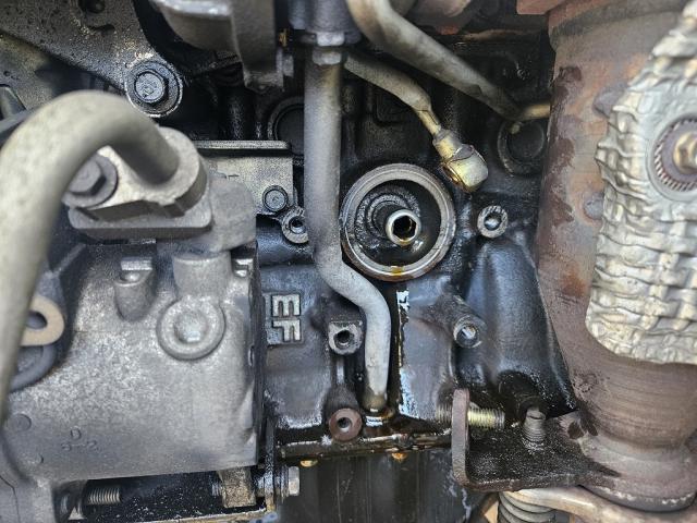 ダイハツ　ムーブ　オイル漏れ