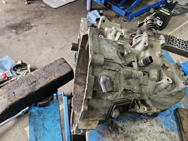 三菱　ランエボ　クラッチオーバーホール