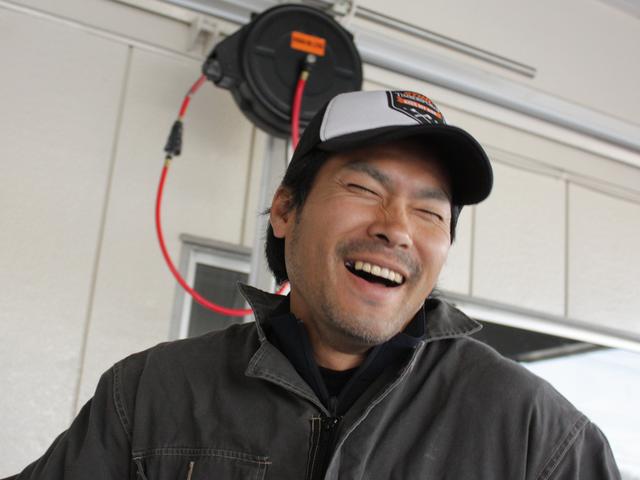 スタッフ紹介3