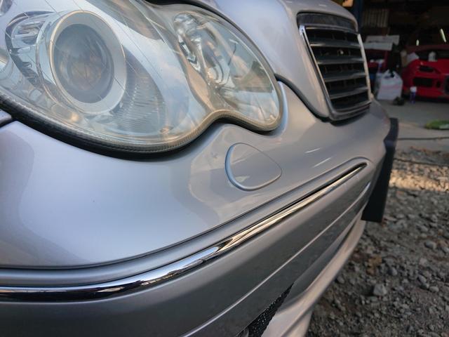 メルセデス・ベンツ C32 AMG KOMPRESSOR　バンパークリアー割れ、剥がれ　横浜市　旭区　上川井　板金塗装