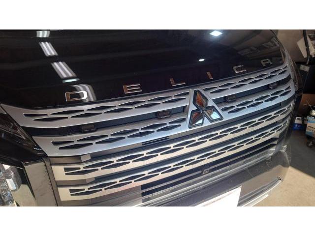 三菱　ミツビシ　デリカＤ：５　グリルマーカーランプ取付　埼玉　所沢　プラウドワークス