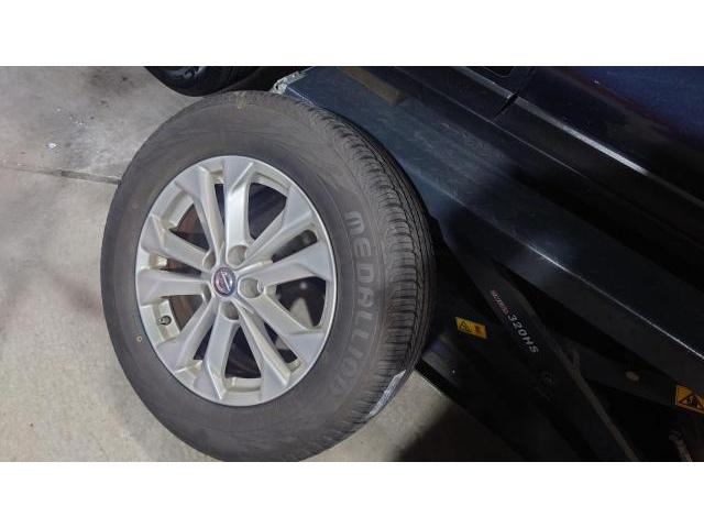 日産 エクストレイル タイヤ交換 スタッドレスタイヤ 埼玉 所沢 プラウドワークス