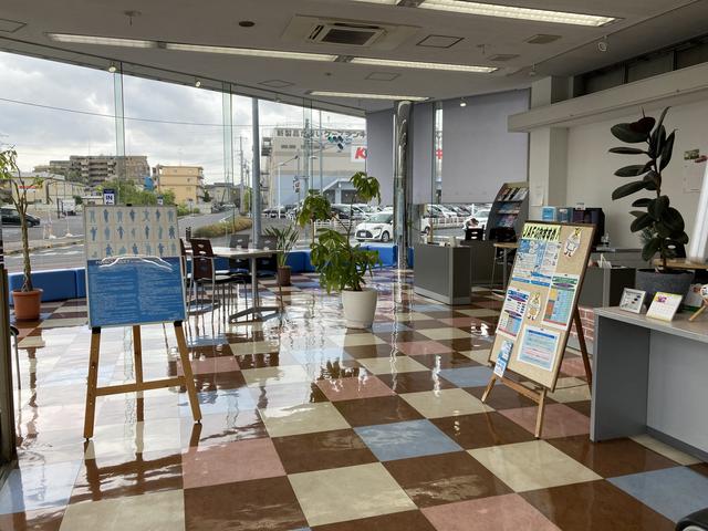 (株)千葉マツダ カーセブン柏6号店(2枚目)