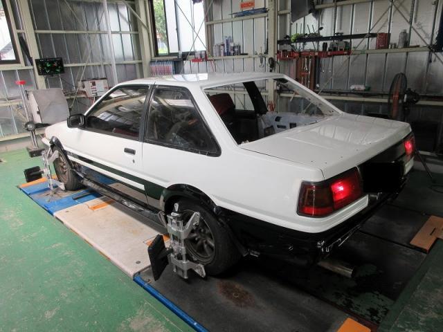 貴重なお車も！AE86トレノ施工事例