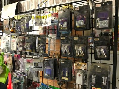 電装小物も在庫ございます！