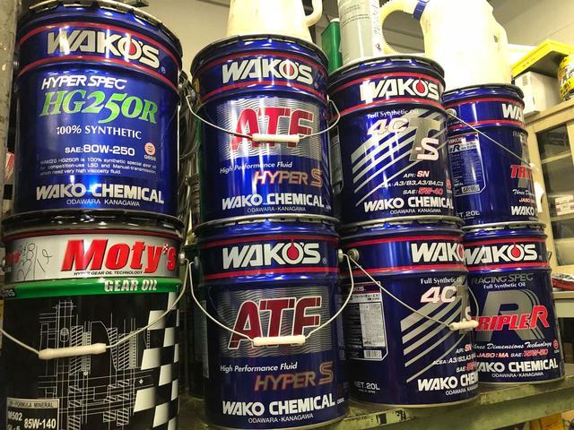 エンジンオイルからミッションオイルまで幅広くご用意しております！