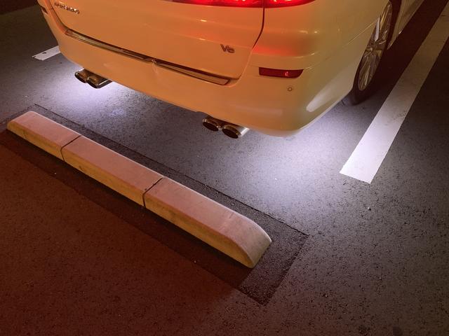 トヨタ アルファード 後部LED取り付け バックランプ アンダーLED 神奈川 横浜 港南区 カスタム 整備 改造