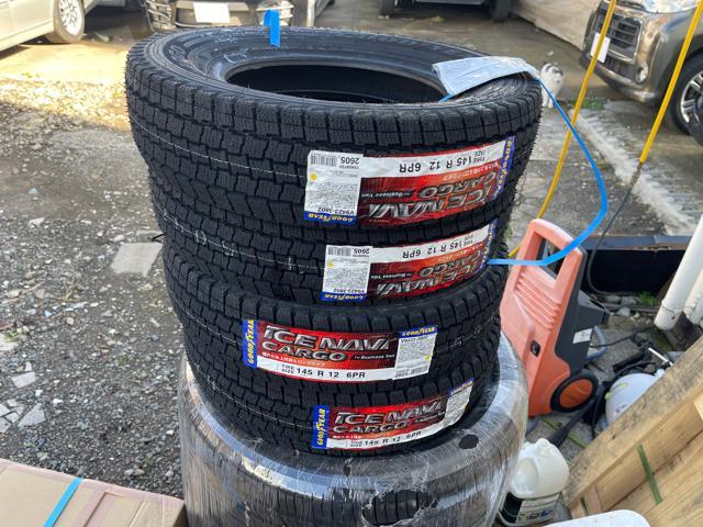 グッドイヤー ICE NAVI CARGO 145R12 6PR スタッドレス 三菱 グッドイヤー ICE NAVI CARGO 145R12 6PR スタッドレス 三菱